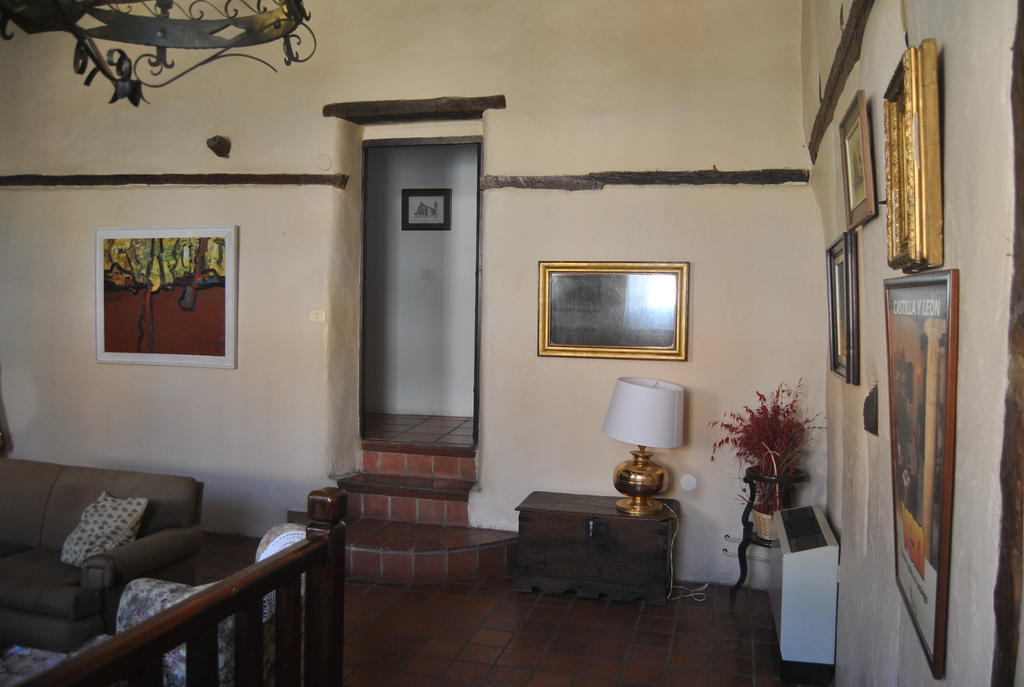 El Meson De Castrojeriz Hotel Exterior photo